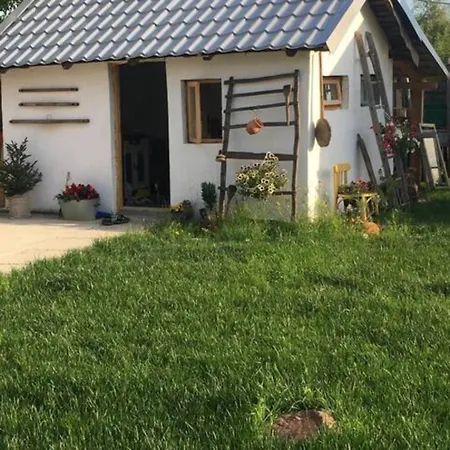 Landsted Serenity Retreats Maciuca *